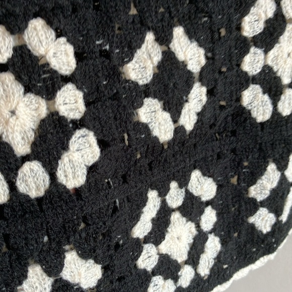 🎁4 for $50🎁 Rebellion crochet knit tank size small oversized bohemian - Picture 2 of 4